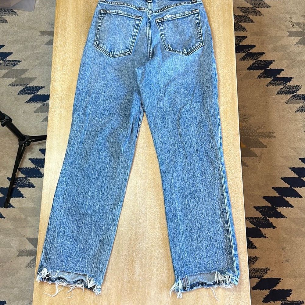 Abercrombie & Fitch Ultra High Rise 90s Straight Jean - Picture 5 of 7